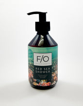 Lade das Bild in den Galerie-Viewer, Winter Limited Edition, Red Sea Shower
