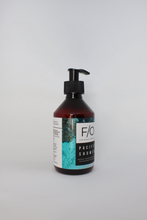 Lade das Bild in den Galerie-Viewer, Pacific Shower