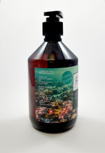 Lade das Bild in den Galerie-Viewer, Winter Limited Edition,                                                         Red Sea Shower
